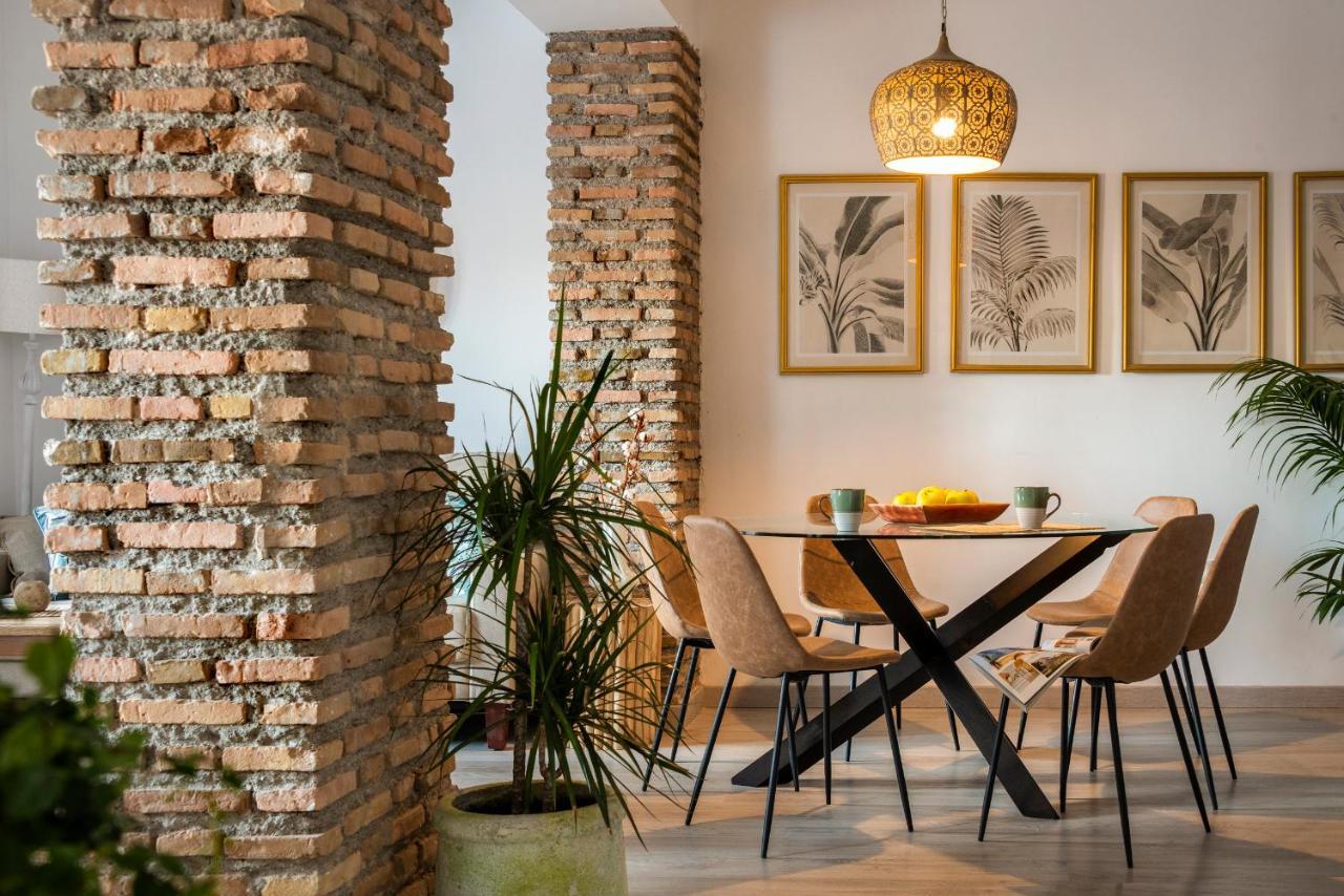 Genteel Mano De Hierro Appartement