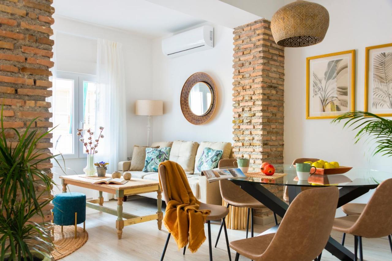 Genteel Mano De Hierro Appartement *